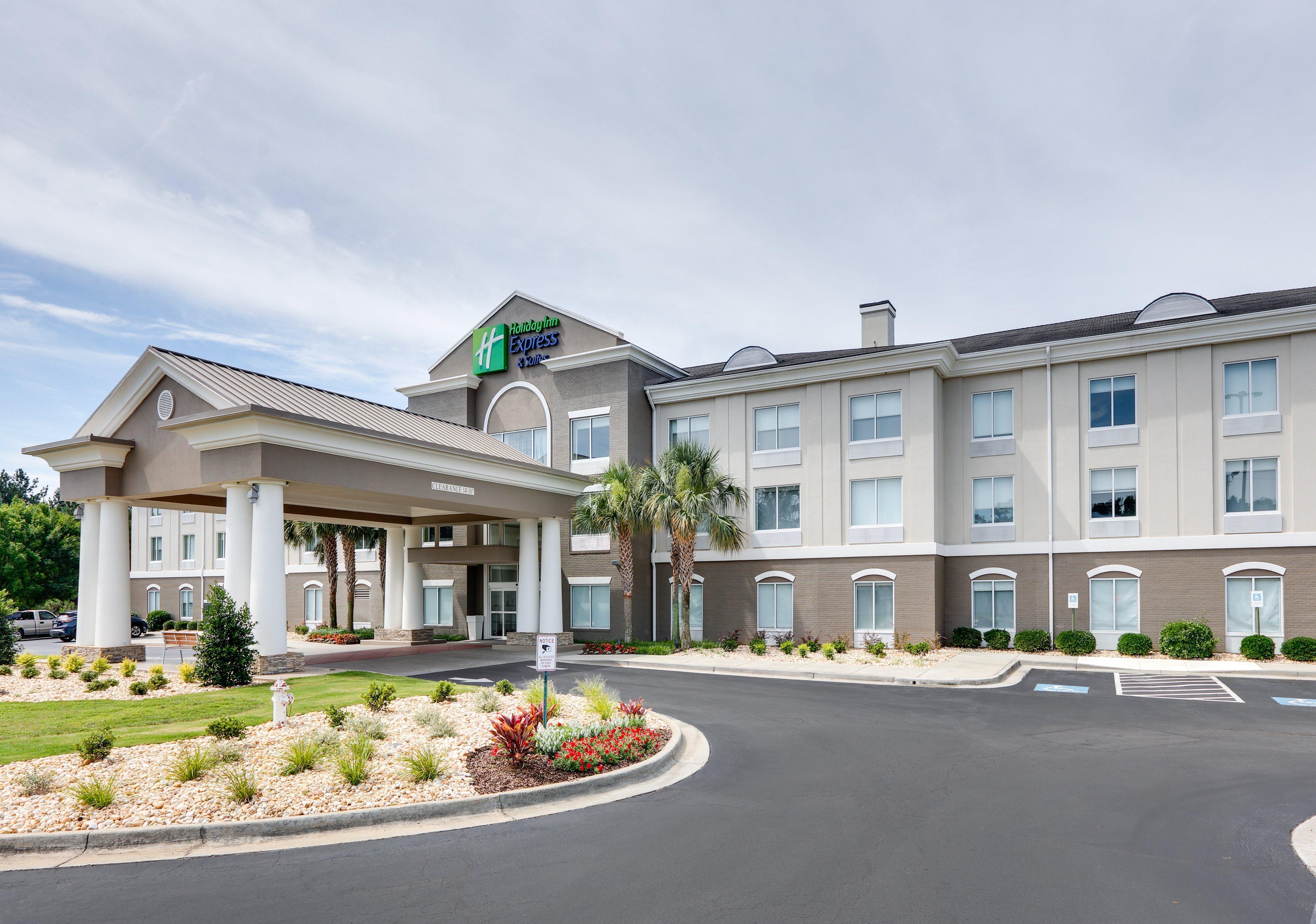 Holiday Inn Express Hotel & Suites Dublin By Ihg Eksteriør billede