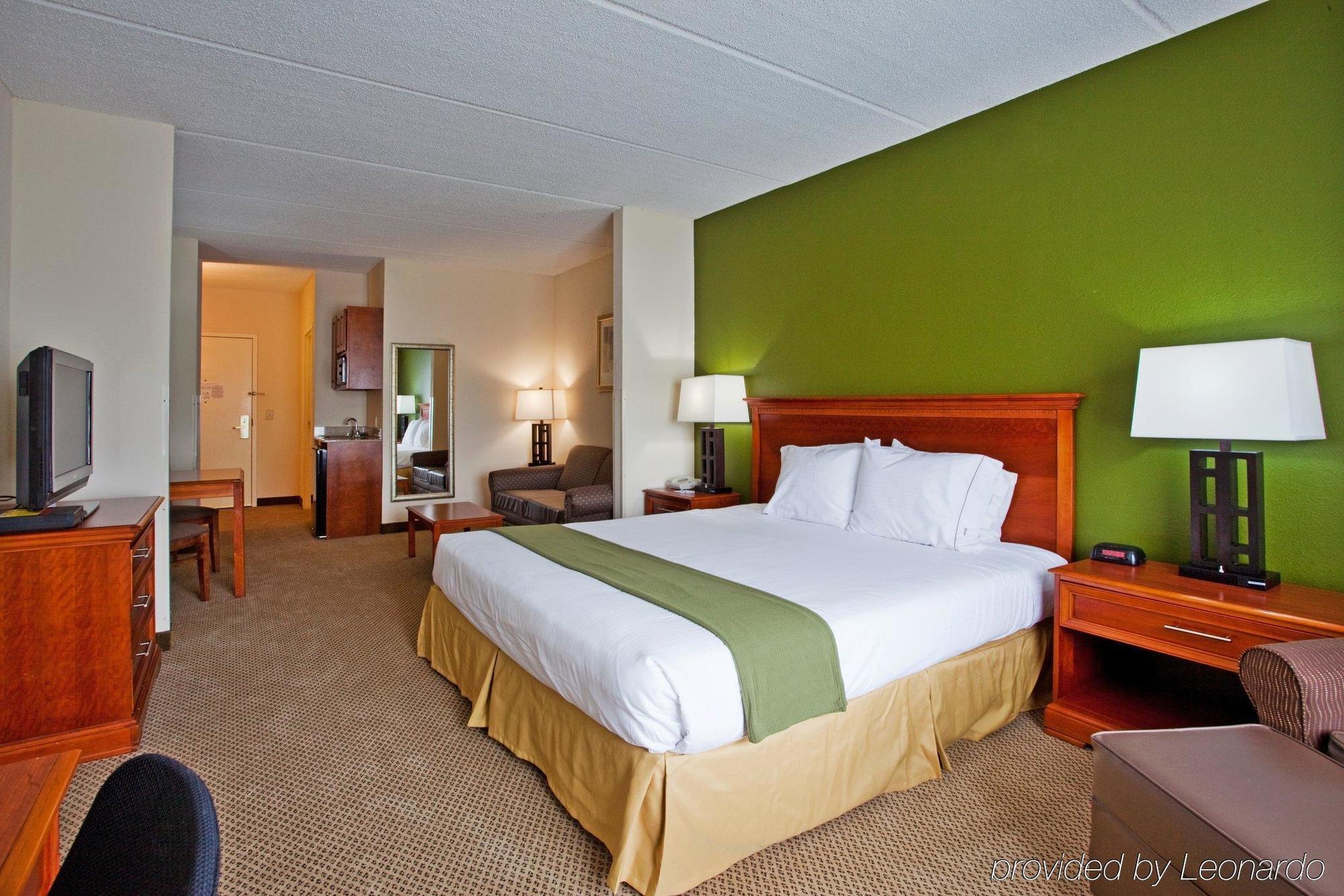 Holiday Inn Express Hotel & Suites Dublin By Ihg Værelse billede