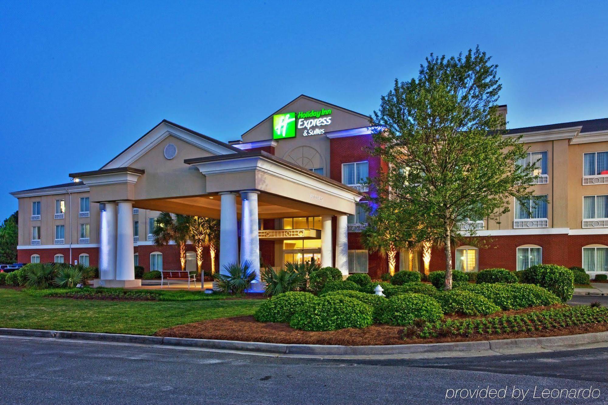 Holiday Inn Express Hotel & Suites Dublin By Ihg Eksteriør billede